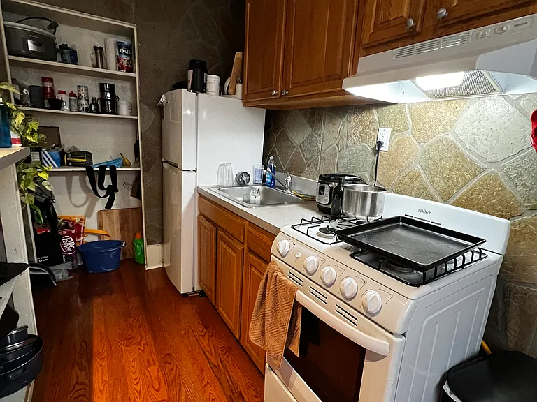 731 N 26th St #1R — Photo 2