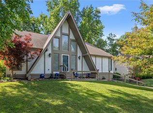 9307 W 92nd Ter, Overland Park, KS 66212