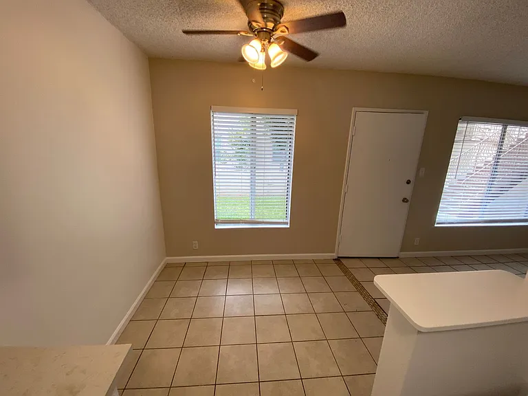 1019 Stanley Ave #1029 — Photo 33