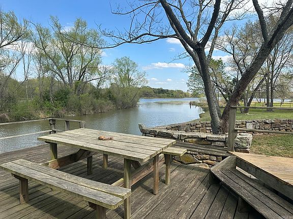 5th image of 111 Polk Rd #89