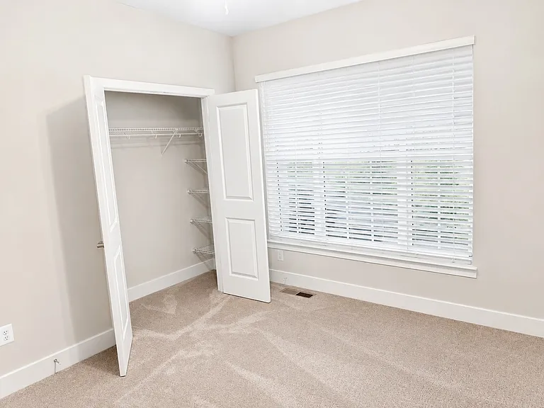 4174 Charles Dickens Dr — Photo 5