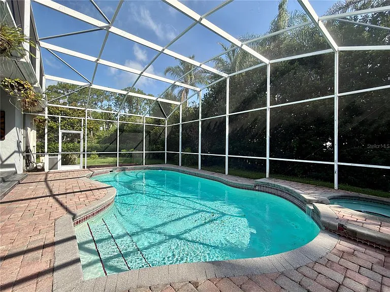 10341 Cypress Isle Ct — Photo 5