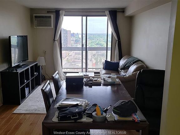4th image of 150 Park St W #1810