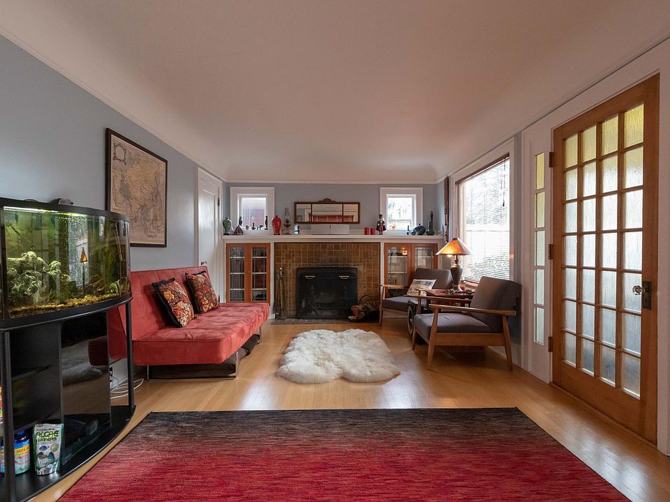 1st image of 6011 3rd Ave NW