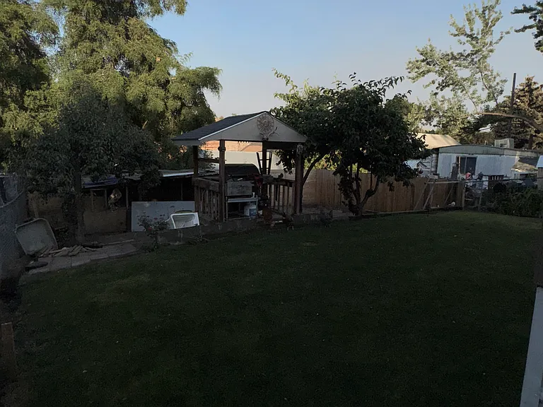 108 N Washington St — Photo 1
