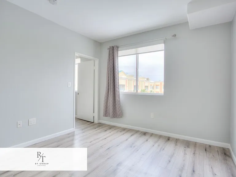 580 W Main St #302 — Photo 20