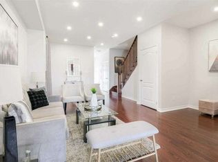 698 Sauve St, Milton, ON L9T8M4