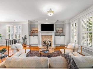 102 Knob Hills Cir, Decatur, GA 30030