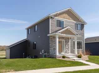 5187 56th St NW, Rochester, MN 55901