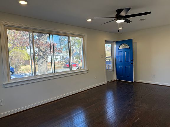 3rd image of 8309 Erma Ln