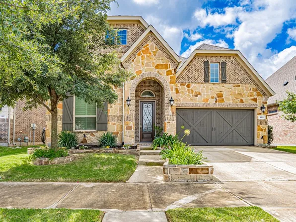 803 Red Maple Rd, Euless, TX 76039