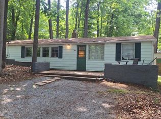 178 Huckleberry Ln, Harpers Ferry, WV 25425