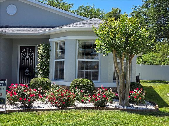 3rd image of 15867 SW 13th Cir