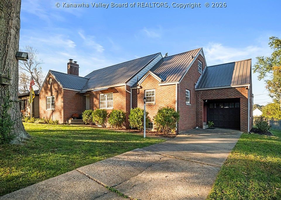 1st image of 1420 Park Rd