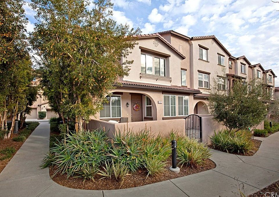 1st image of 40903 Belleray Ave