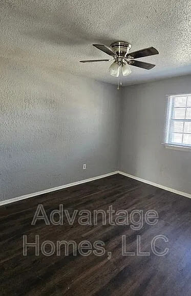 711 N 70th St #A — Photo 4