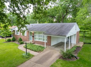 20 Saint Edward Ln, Florissant, MO 63033