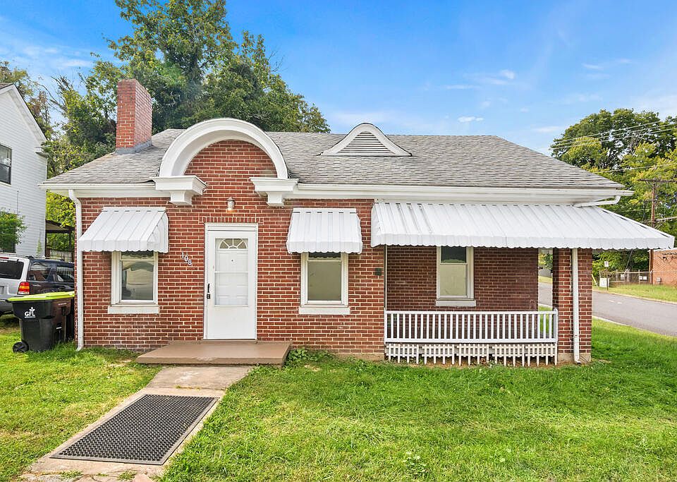 1st image of 108 Valley St