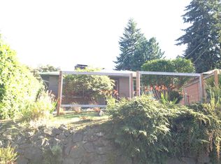 1209 NE 98th St, Seattle, WA 98115