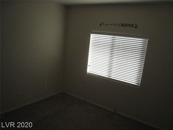 3rd image of 1700 Flores Ln