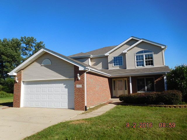 1st image of 1961 Grand Prairie Dr