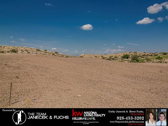 5th image of 1829 E Deacon Dr