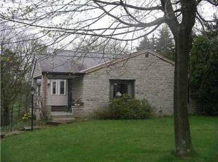 8656 Peebles Rd, Pittsburgh, PA 15237