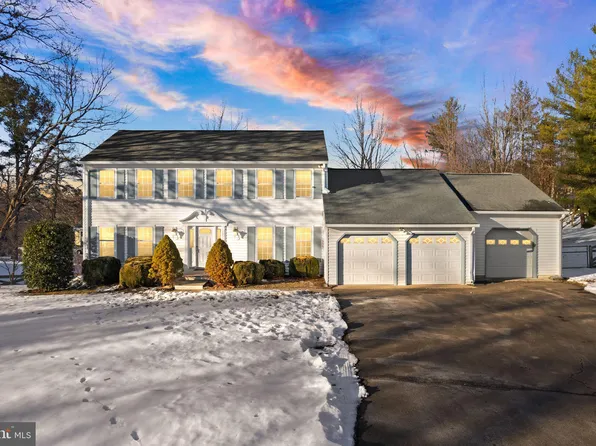 5600 Wilshire Ct, Warrenton, VA 20187