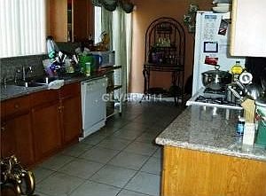 3rd image of 4133 Park Point Ct