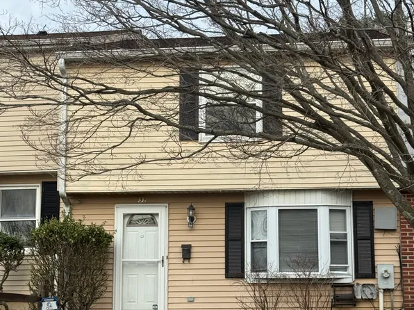 33 Bonbon Ct #1, Reisterstown, MD 21136