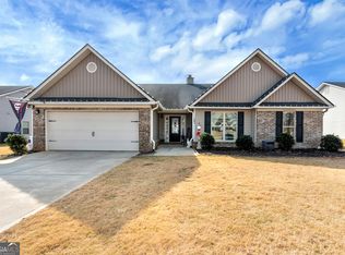 691 River Mist Cir, Jefferson, GA 30549