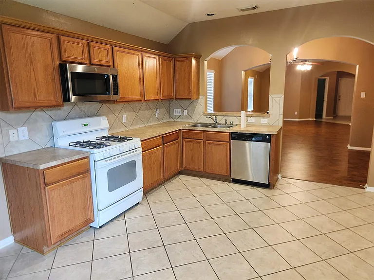 2 Signal Hill Dr — Photo 9
