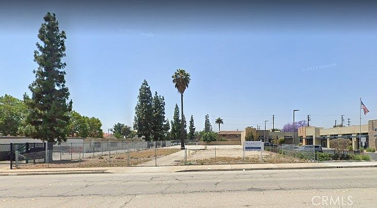 1st image of 1377 N Garey Ave #17