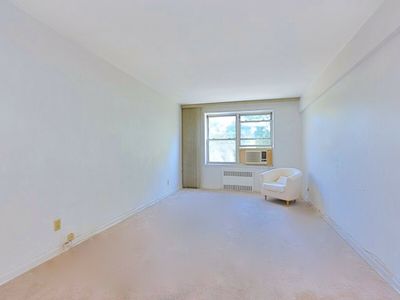 26-25 Union St #5G, Flushing, NY, 11354