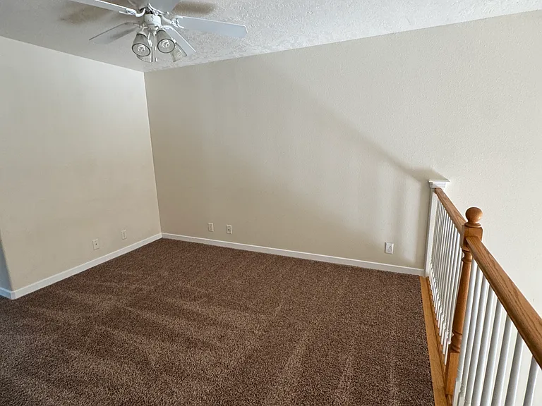 5930 N Bogart Ln — Photo 15