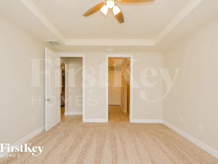 16303 Treasure Point Dr — Photo 10