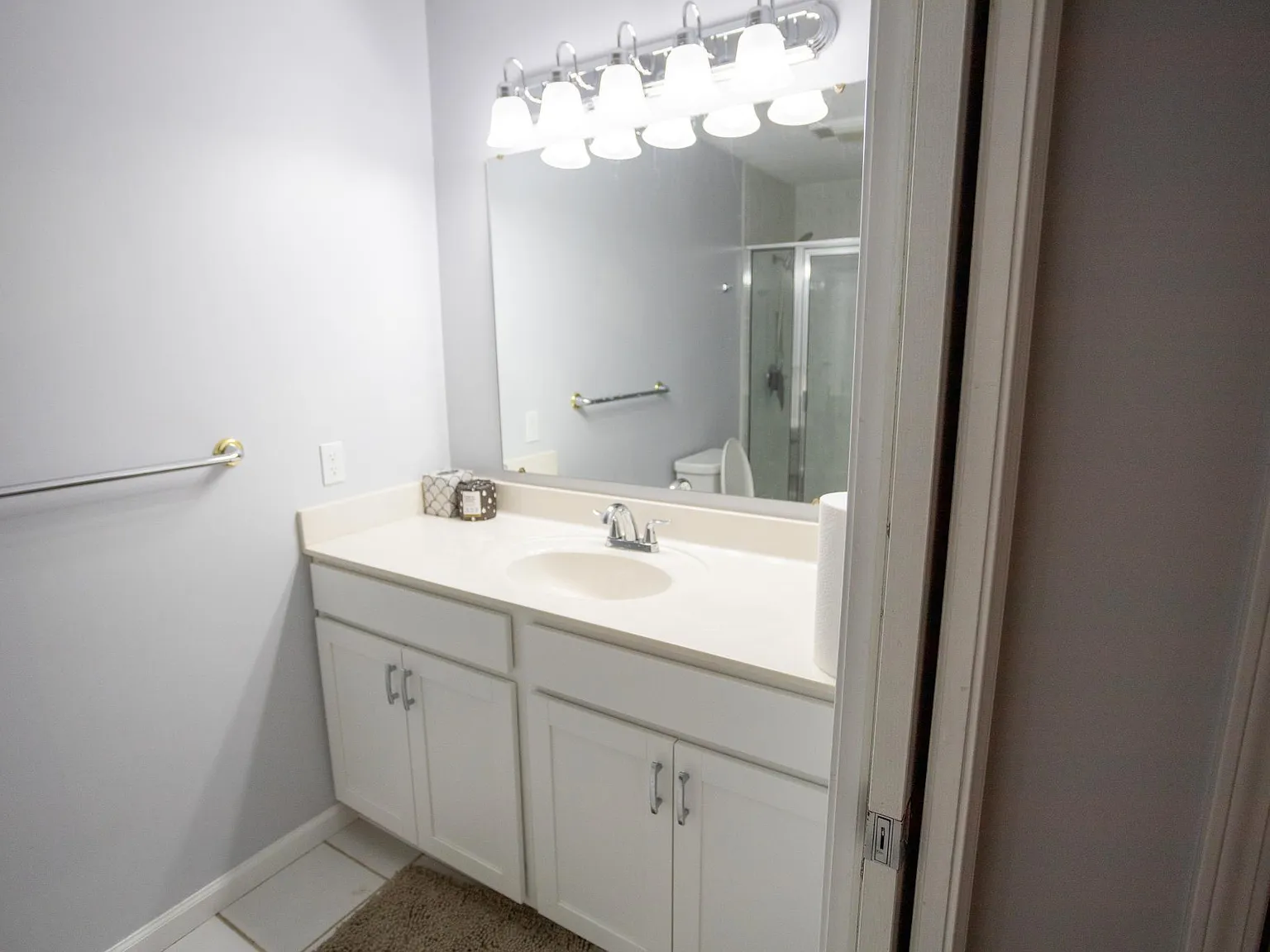 3306 Pine Grove Dr — Photo 2