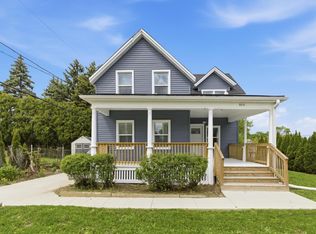 8416 W Bluemound Rd, Milwaukee, WI 53213