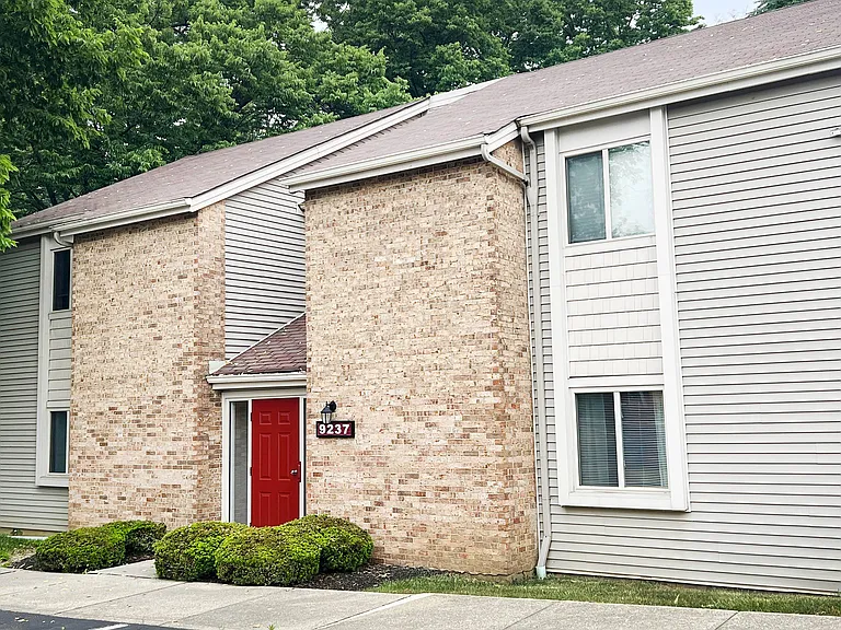 Hunter's Creek Apartments — Photo 21