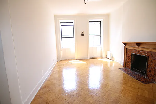 Rented by Guidance Realty Corp. | media 22