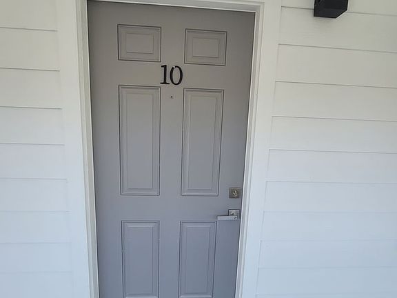 5th image of 912 Church St #10