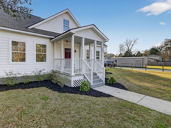 2nd image of 481 S Railroad Ave