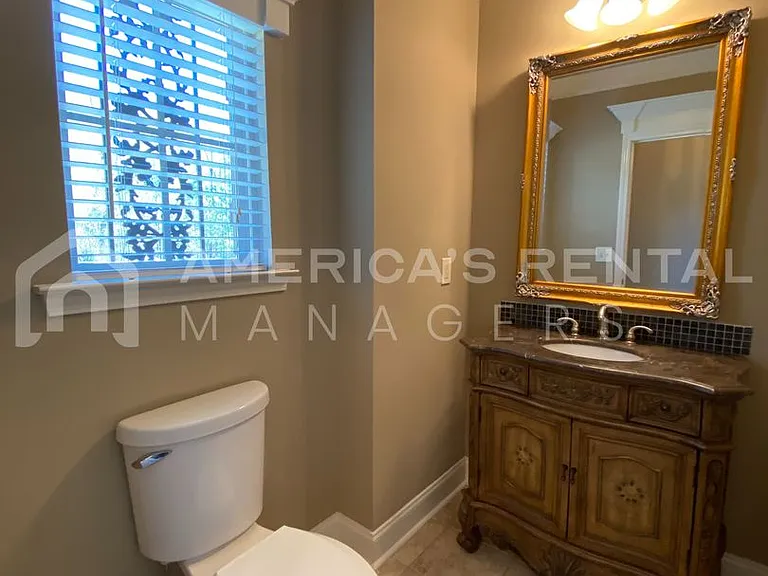 4230 Lochshire Ln — Photo 5