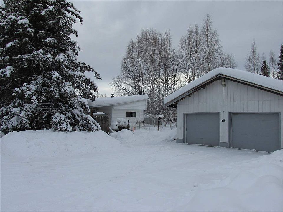 1st image of 1514 Henry St