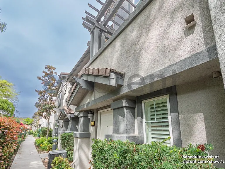 16935 Laurel Hill Ln #181 — Photo 4