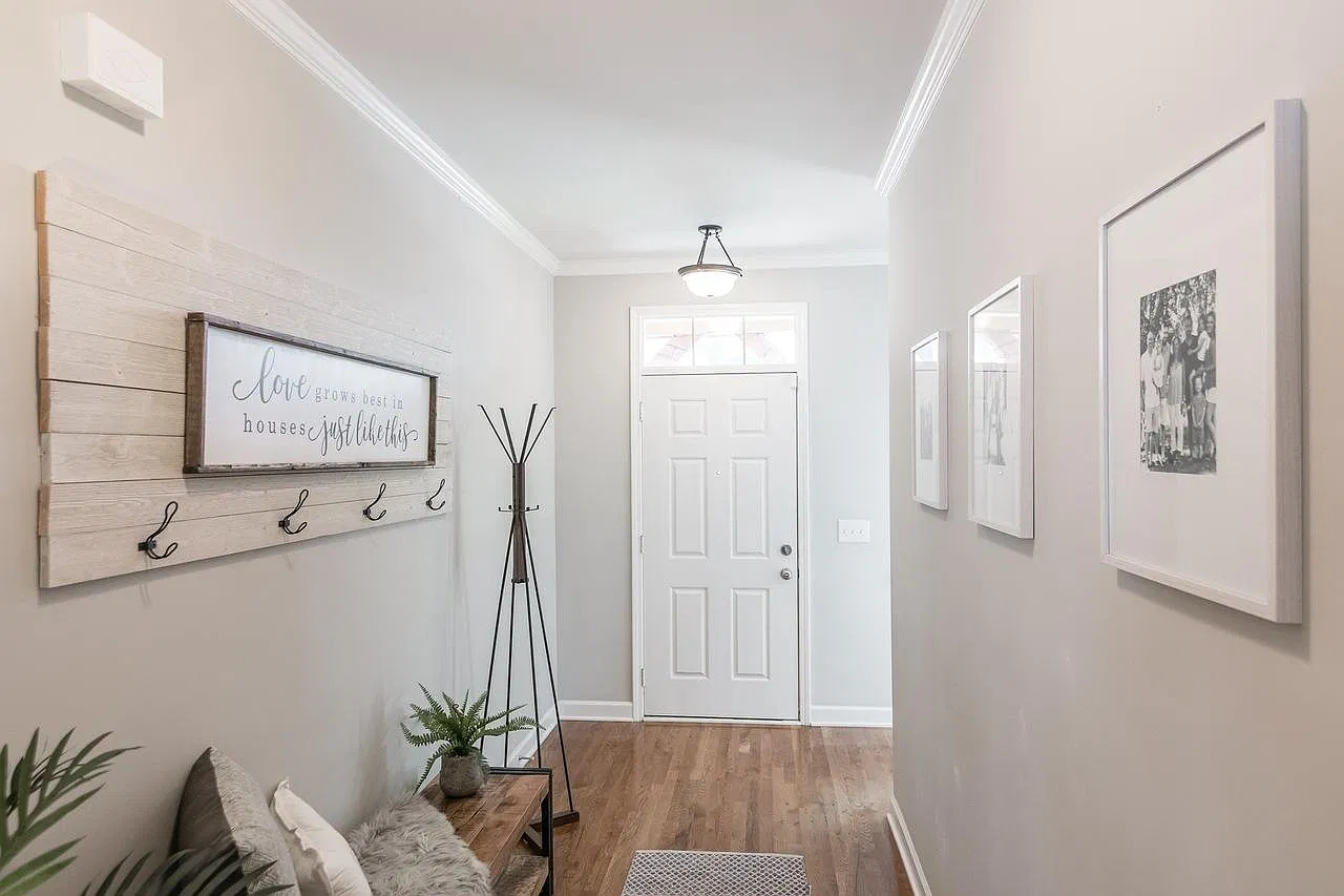 1003 Rudder Dr — Photo 2