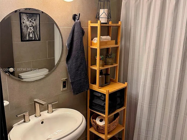 1720 Harrison St #1725 — Photo 32