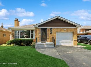 5646 N Rogers Ave, Chicago, IL 60646
