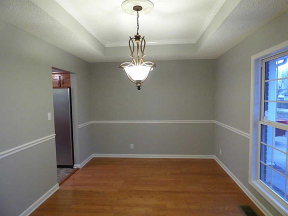 3rd image of 1136 Drawbridge Ct