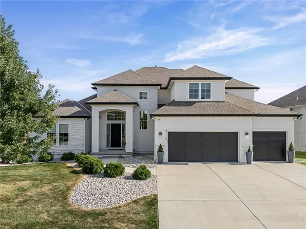 8115 NW 90th St, Kansas City, MO 64153